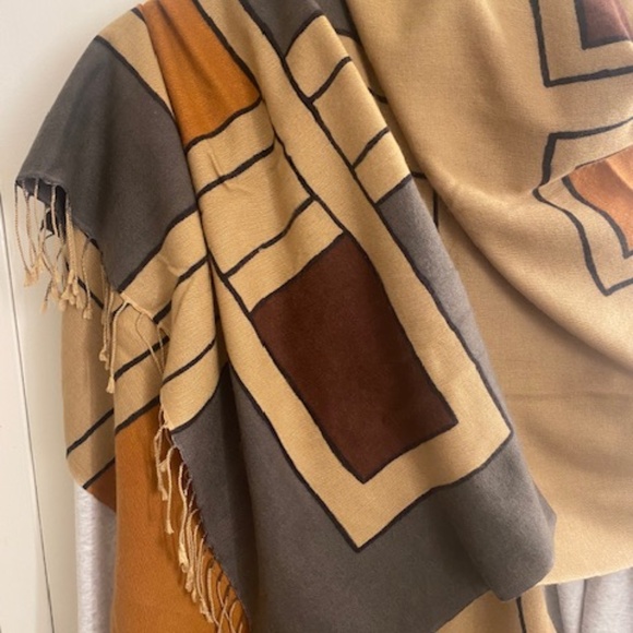 Feather light, pumpkin, camel, chocolate brown & gray pashmina color block scarf - Picture 1 of 11